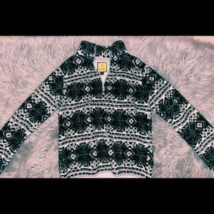 Prince & Fox Quarter Zip•Color: White/Black Size S